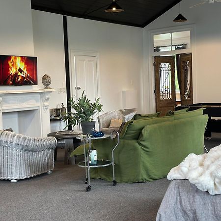 Te Aroha Courthouse Villa ภายนอก รูปภาพ