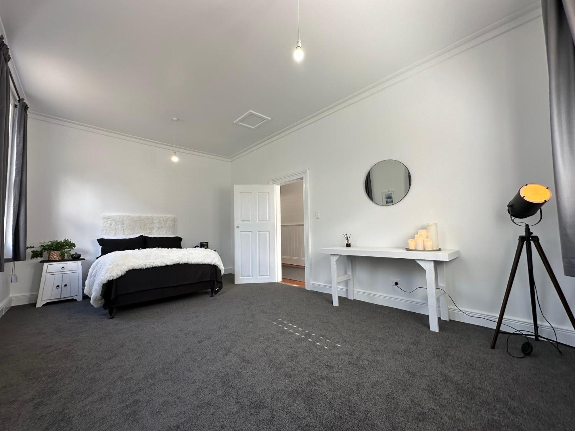 Te Aroha Courthouse Villa ภายนอก รูปภาพ